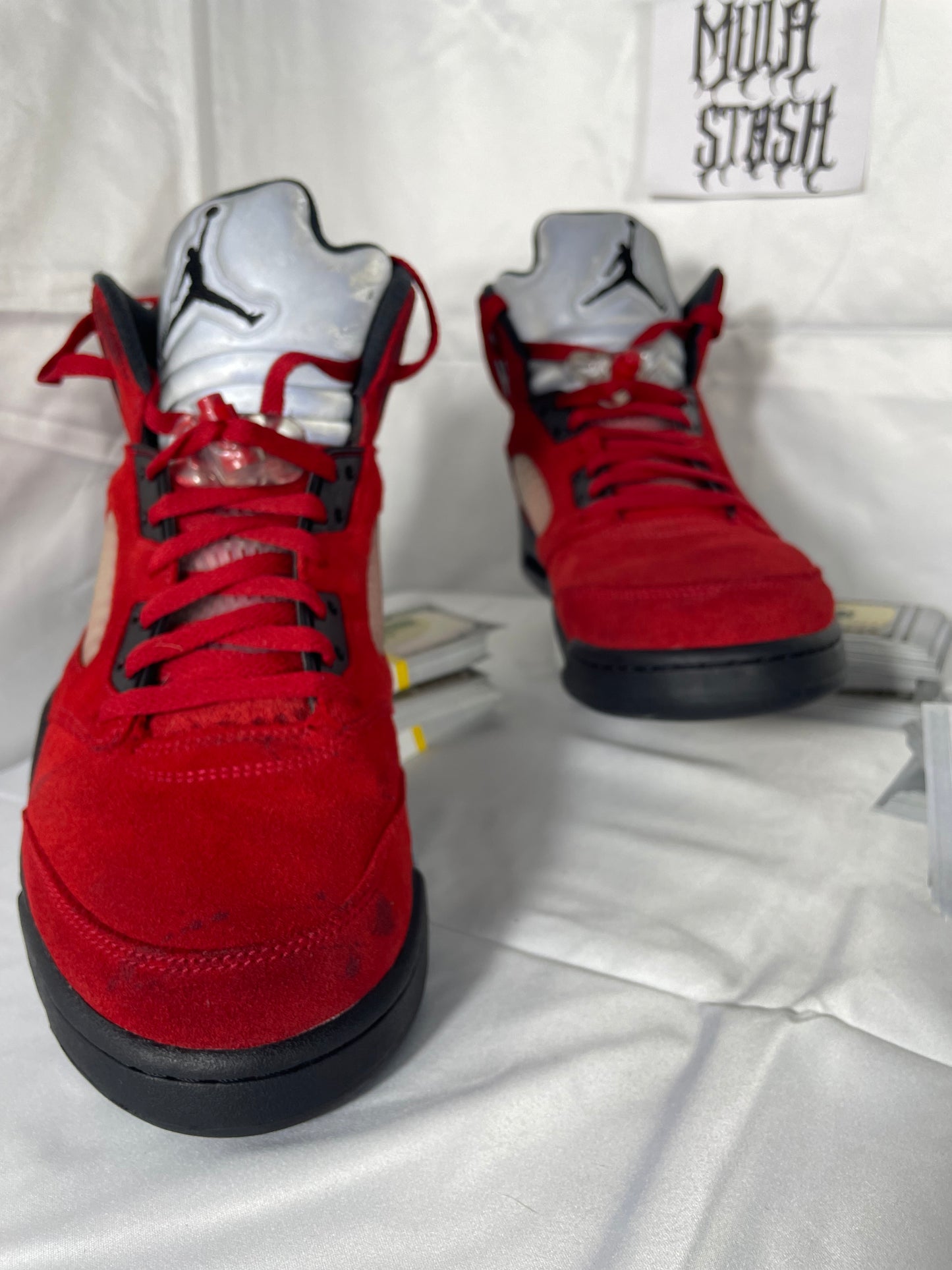 Jordan 5 Retro Raging Red Bull - Size 12
