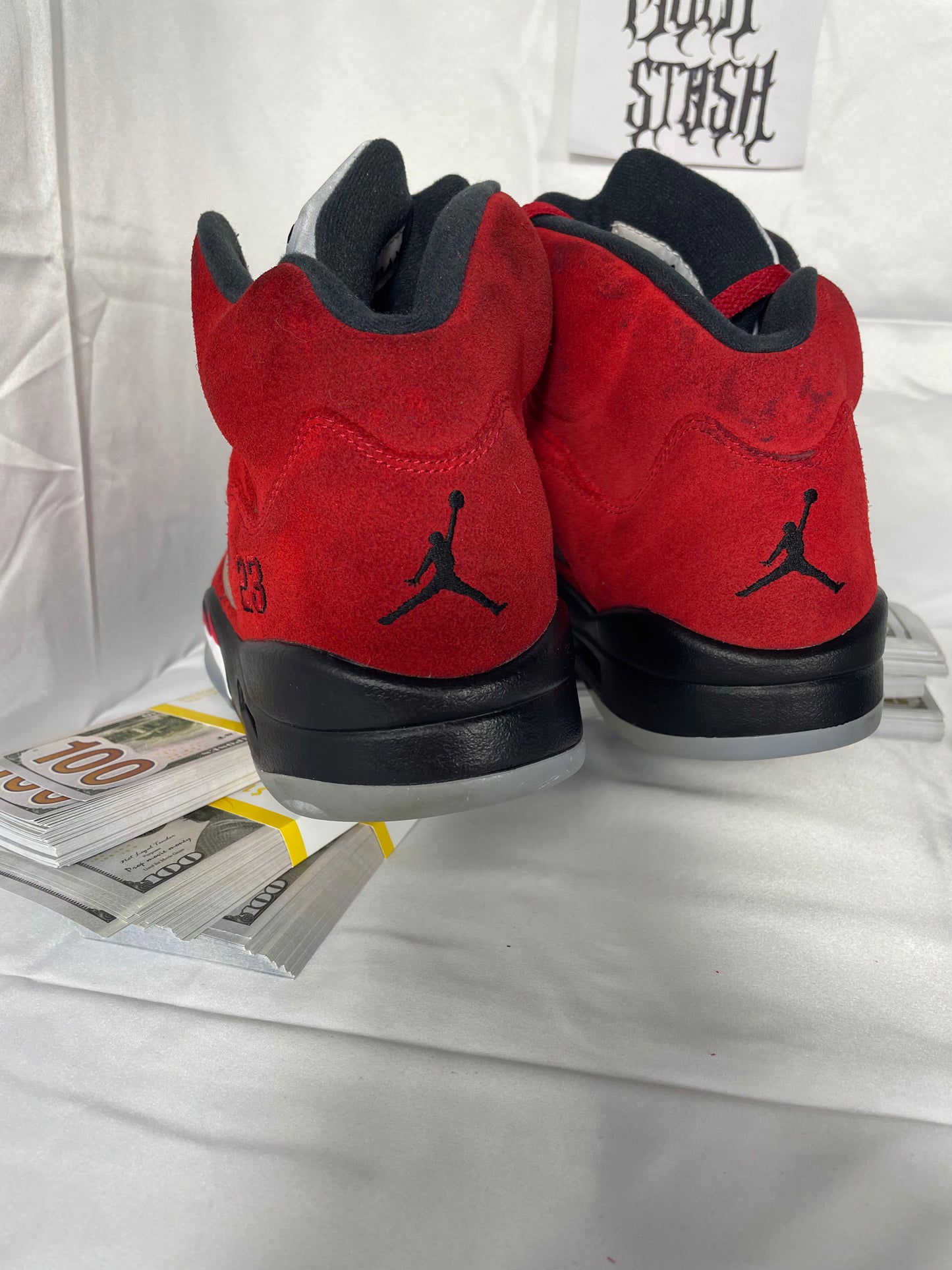 Jordan 5 Retro Raging Red Bull - Size 12