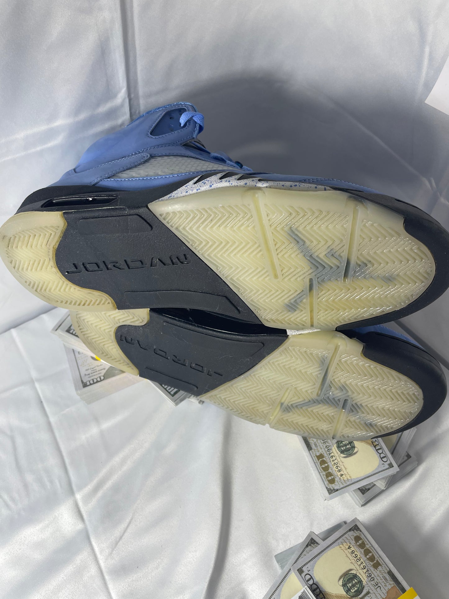 Size 12- Nike Air Jordan 5 Retro UNC University Blue - used/damaged box